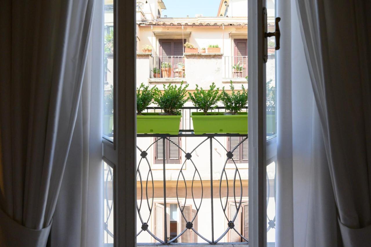 Domus Spagna Frattina Rome Exterior photo